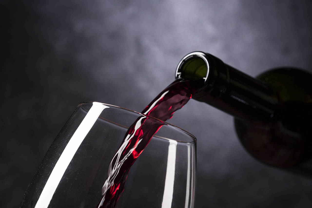 12 Fascinating Health Facts About Red Wine